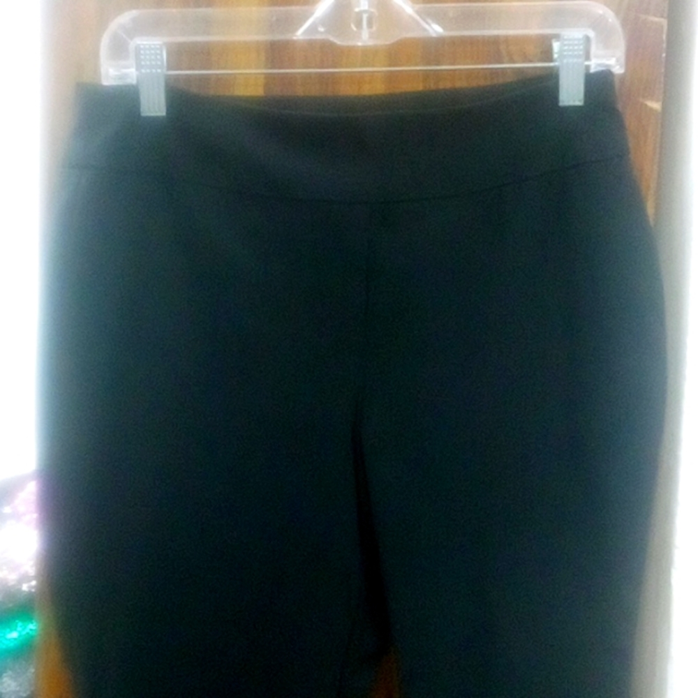 So Slimming By Chicos Crop Pants Size 0 Crop